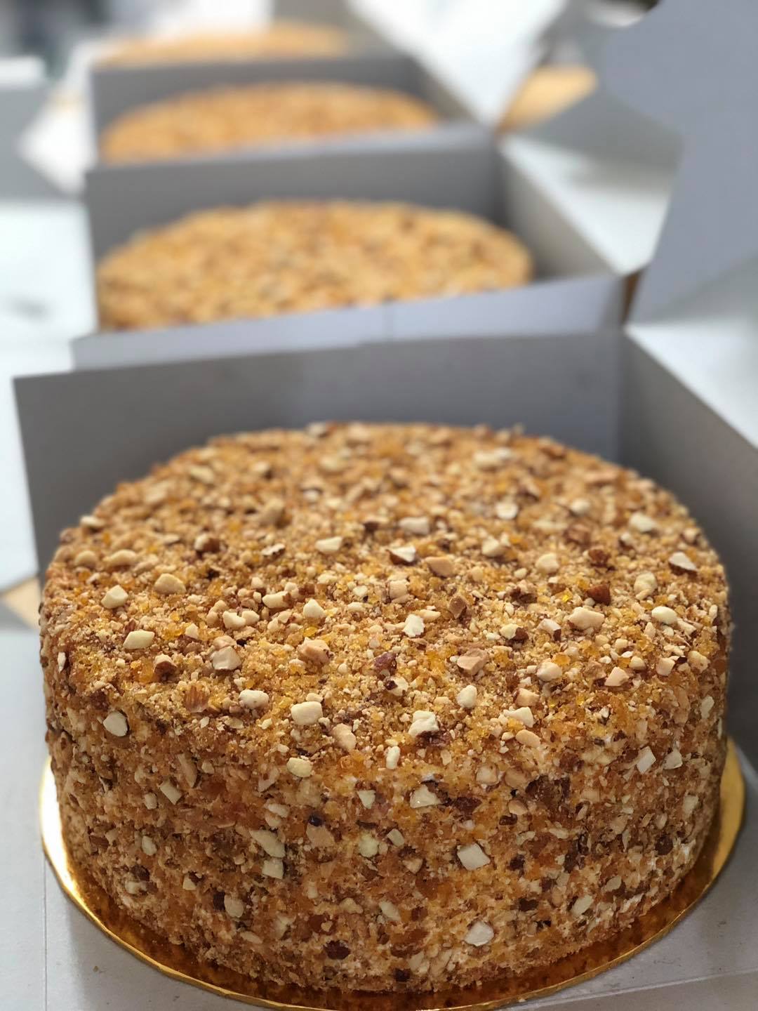 Tiramisu cake