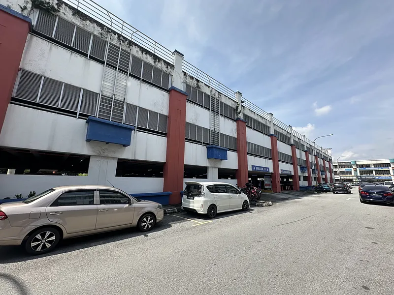 USJ 21 LRT Parking photo 2