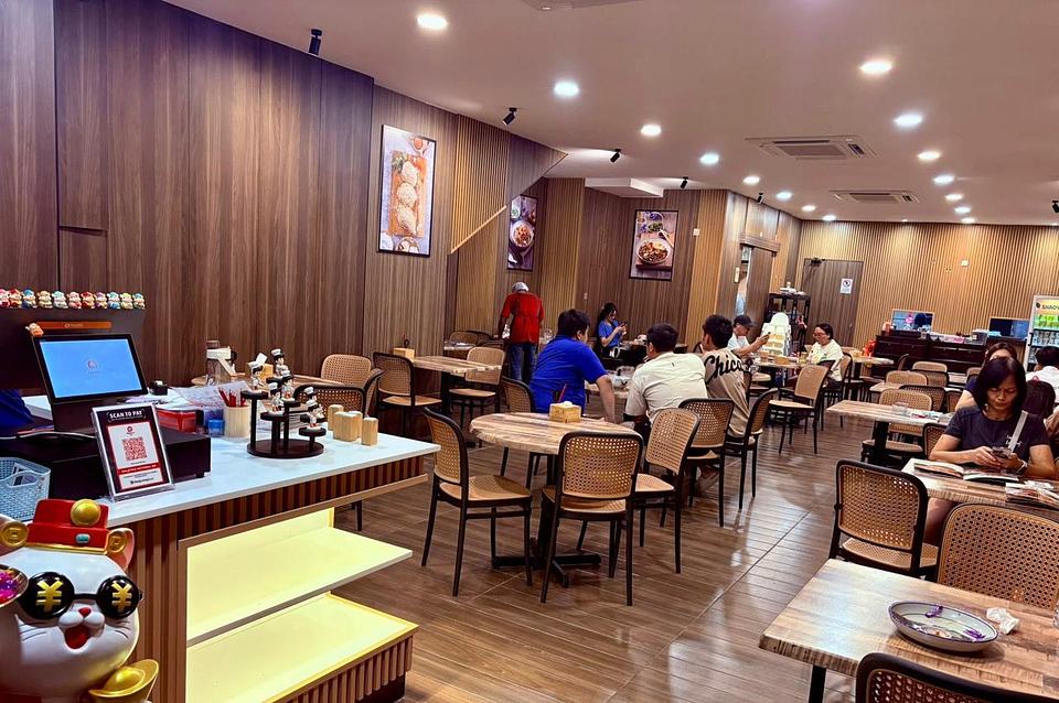 Interior counter and seating area at Uncle Soon Plus Kitchen House