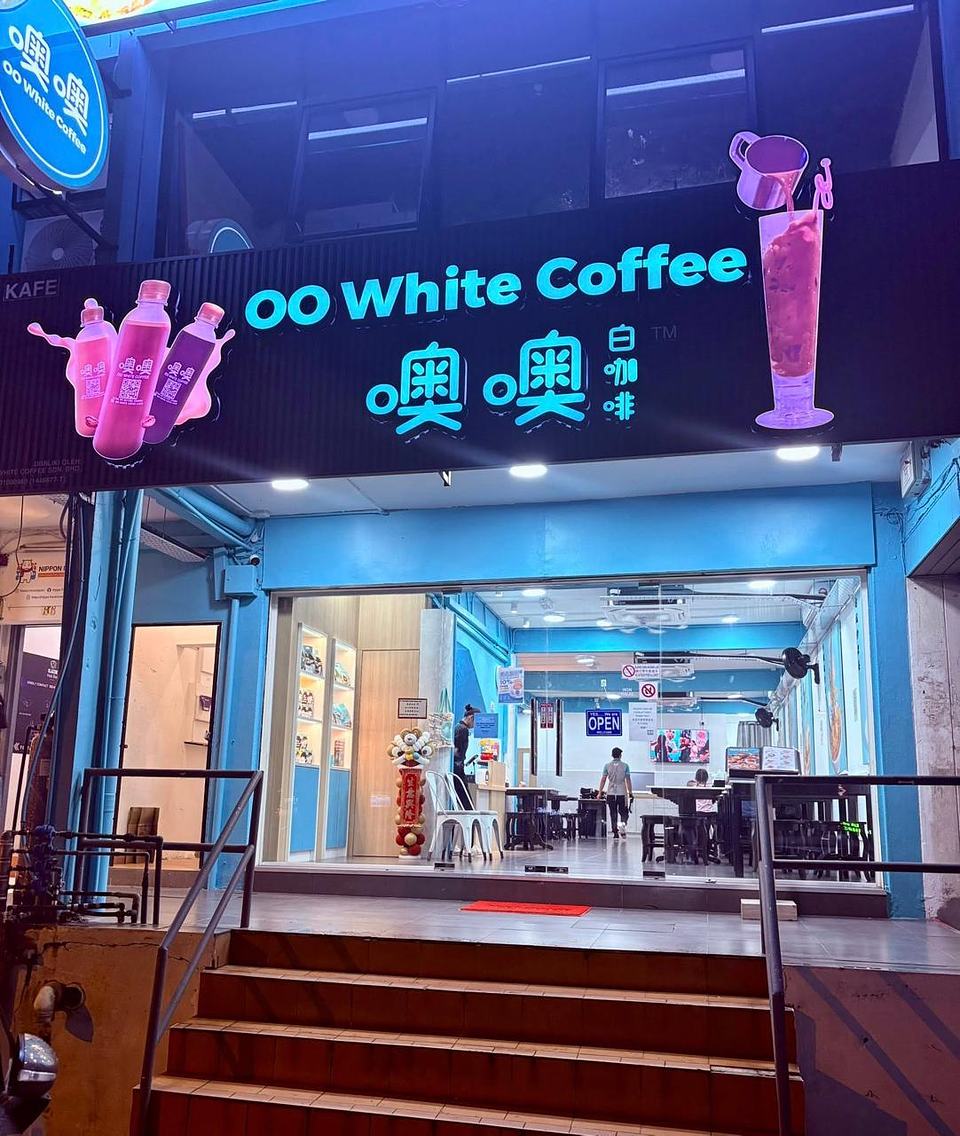 OO White Coffee SS15 storefront exterior at SS15 Subang Jaya