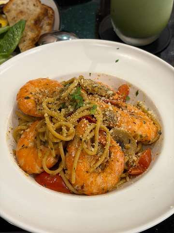 HOM Coffee USJ 1 food and drinks