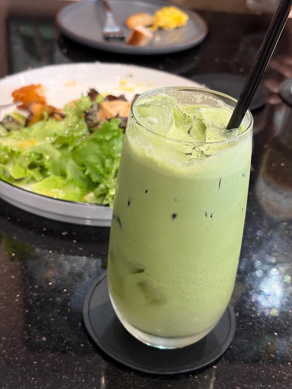 HOM Coffee USJ 1 food and drinks