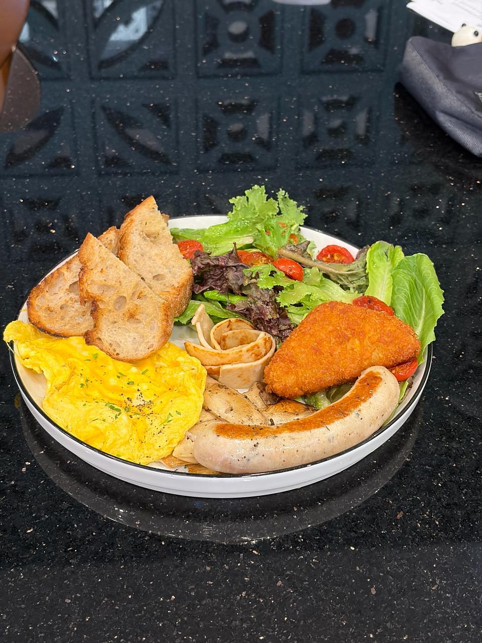 HOM Coffee USJ 1 food and drinks