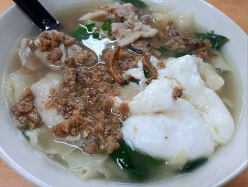 JingZhu Pan Mee SS19 — bowl of pan mee noodles with soup
