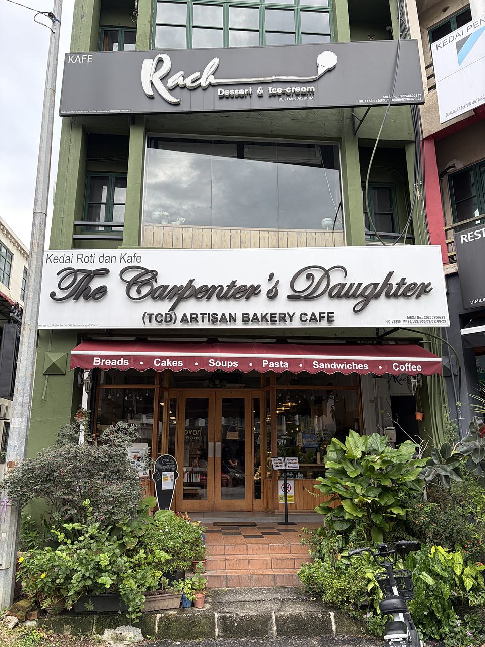 The Carpenter's Daughter USJ 9