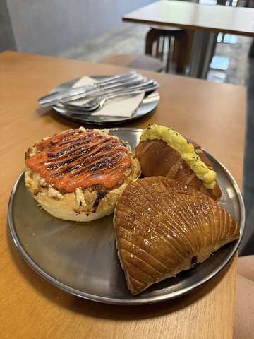 Eleven Moon Cafe